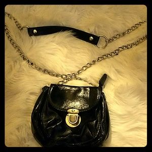 Clubbing faux leather purse